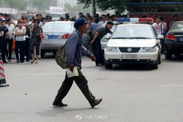 【17cgcg吃瓜官網(wǎng)黑料爆料】裁判長李某作為教育類博主