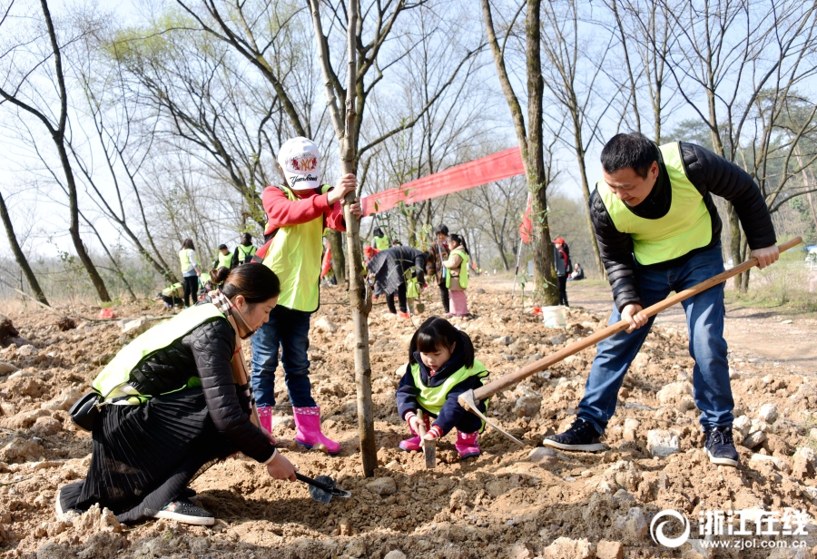 【51吃瓜今日】強(qiáng)降玻利維亞民防部通報(bào)